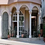 Bed & Breakfast Flowers