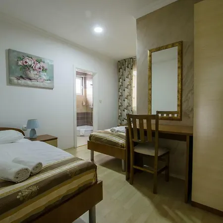 Bed and breakfast Flowers Međugorje