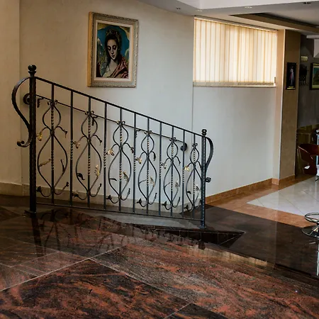 Flowers Bed and breakfast 3*