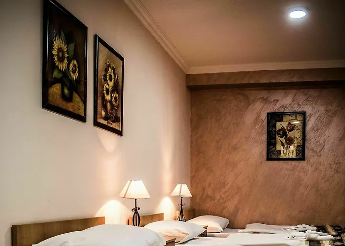 Flowers Bed & Breakfast 3*